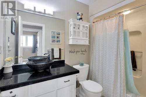 6 Lisas Drive, Sweaburg, ON - Indoor Photo Showing Bathroom