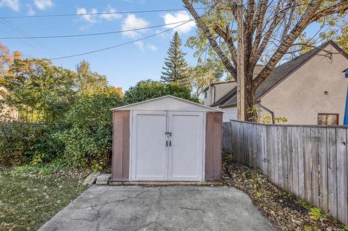 152 Minnetonka St, Winnipeg, MB 