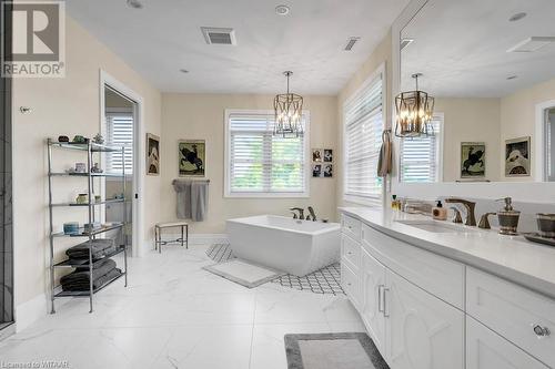 241 Tamarack Boulevard, Woodstock, ON - Indoor Photo Showing Bathroom