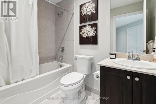 406 - 37 Ellen Street, Barrie, ON - Indoor Photo Showing Bathroom