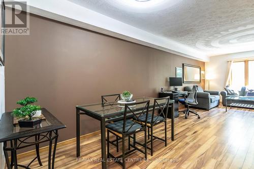 5 - 169 Bond Street, Ingersoll, ON - Indoor