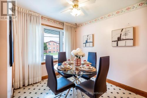 329 Malaga Road, Oshawa (Lakeview), ON - Indoor Photo Showing Dining Room