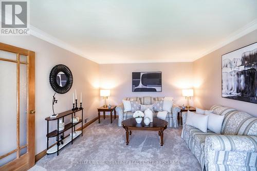 329 Malaga Road, Oshawa (Lakeview), ON - Indoor Photo Showing Living Room