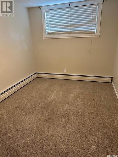 645 Isabelle Street, Estevan, SK - Indoor Photo Showing Other Room