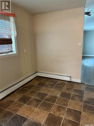 645 Isabelle Street, Estevan, SK - Indoor Photo Showing Other Room