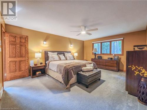 9 Kathleen Avenue, South Bruce Peninsula, ON - Indoor Photo Showing Bedroom