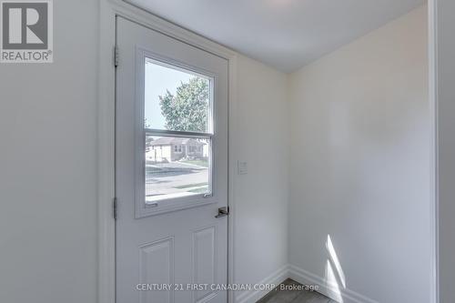 244 Giles Street, London, ON - Indoor Photo Showing Other Room