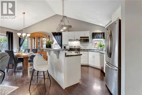 10 Graydon Drive, Mount Elgin, ON - Indoor Photo Showing Kitchen With Upgraded Kitchen