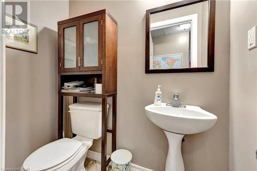 10 Graydon Drive, Mount Elgin, ON - Indoor Photo Showing Bathroom