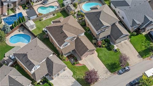 31 Graves Crescent, St. Catharines, ON - Outdoor With Above Ground Pool With View