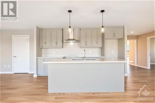 1481 County Road 3 Road, The Nation (605 - The Nation Municipality), ON - Indoor Photo Showing Kitchen