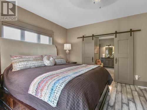 118 Galop Canal Road, Cardinal, ON - Indoor Photo Showing Bedroom