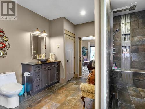 118 Galop Canal Road, Cardinal, ON - Indoor Photo Showing Bathroom