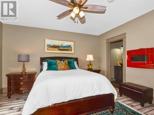 118 Galop Canal Road, Cardinal, ON - Indoor Photo Showing Bedroom