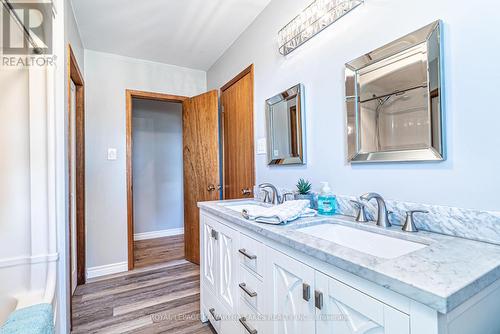 103 John Street, Kawartha Lakes (Woodville), ON - Indoor Photo Showing Bathroom