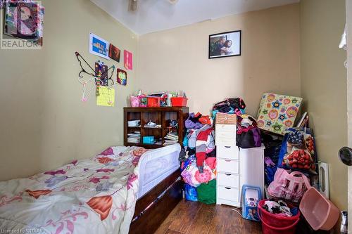 132 Tillson Avenue, Tillsonburg, ON - Indoor Photo Showing Bedroom