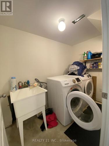 42 - 88 Decorso Drive, Guelph, ON - Indoor Photo Showing Laundry Room