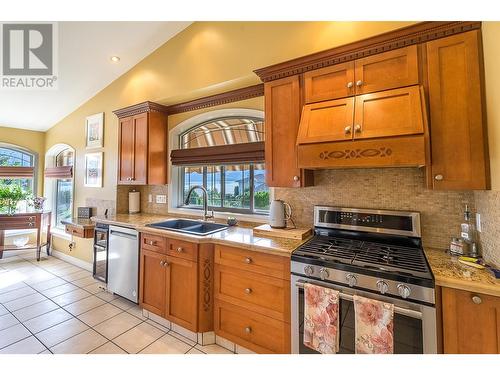 6500 Macdonald Place, Summerland, BC - Indoor Photo Showing Kitchen With Double Sink