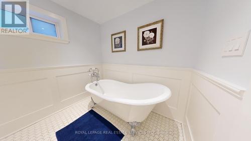 3645 Haven Glenn, Mississauga, ON - Indoor Photo Showing Bathroom