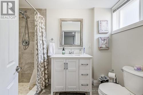 3292 Grechen Road, Mississauga, ON - Indoor Photo Showing Bathroom