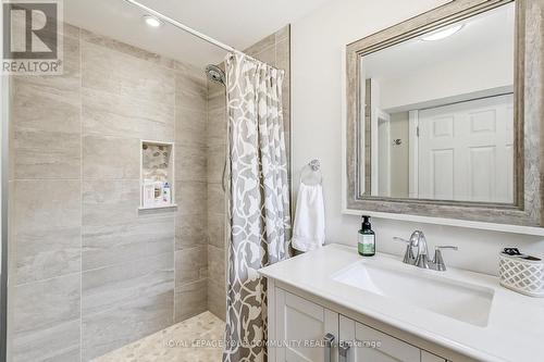 3292 Grechen Road, Mississauga, ON - Indoor Photo Showing Bathroom