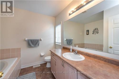 2391 Curtis Road, Burlington, ON - Indoor Photo Showing Bathroom