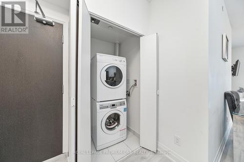 812 - 3700 Highway 7, Vaughan, ON - Indoor Photo Showing Laundry Room