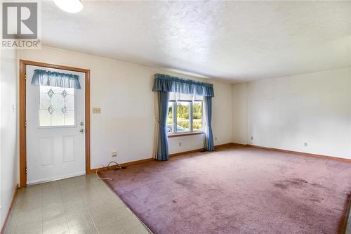 3951 County Road 18 Road, Prescott, ON - Indoor Photo Showing Other Room