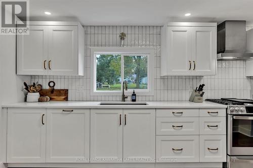 1 Water Street, Kawartha Lakes (Lindsay), ON - Indoor Photo Showing Kitchen With Upgraded Kitchen