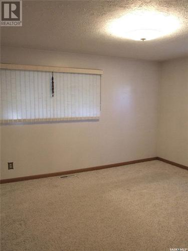 313 21 Highway N, Leader, SK - Indoor Photo Showing Other Room