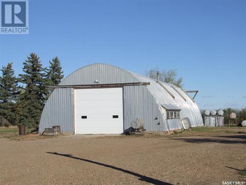 313 21 Highway N, Leader, SK - Outdoor