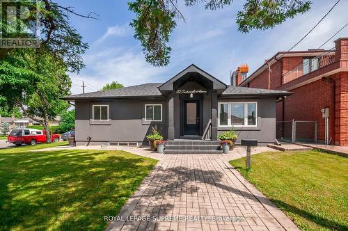 32 Cartwright Avenue, Toronto, ON - Outdoor