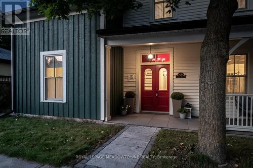 49 James Street, Milton, ON - Outdoor