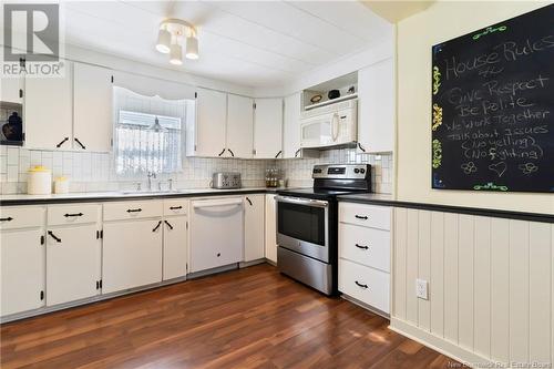 88 Acadie Street, Richibucto, NB - Indoor Photo Showing Kitchen