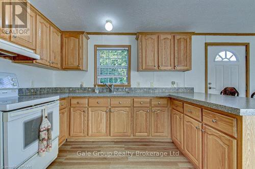 596101 Highway 59, East Zorra-Tavistock (Hidden Valley), ON - Indoor Photo Showing Kitchen