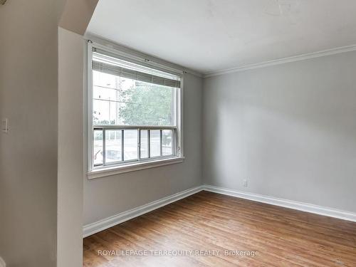 2563 Kingston Rd, Toronto, ON - Indoor Photo Showing Other Room