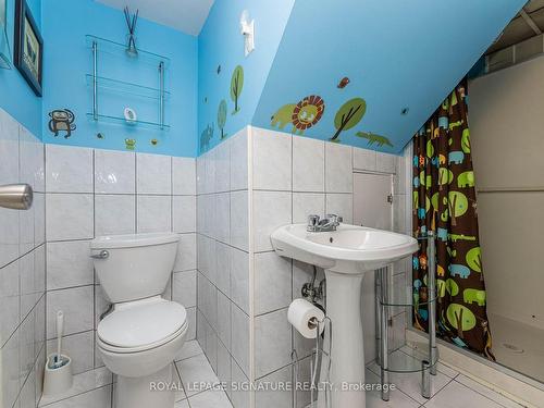 Lower-89 Lingarde Dr, Toronto, ON - Indoor Photo Showing Bathroom