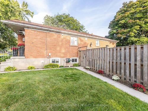 Lower-89 Lingarde Dr, Toronto, ON - Outdoor