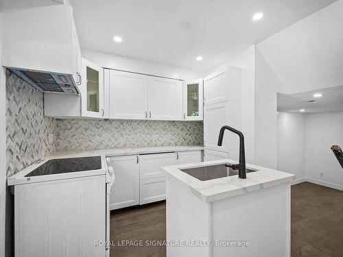 92-275 Broadview Ave, Toronto, ON - Indoor Photo Showing Kitchen