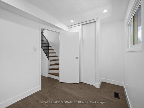 92-275 Broadview Ave, Toronto, ON - Indoor Photo Showing Other Room