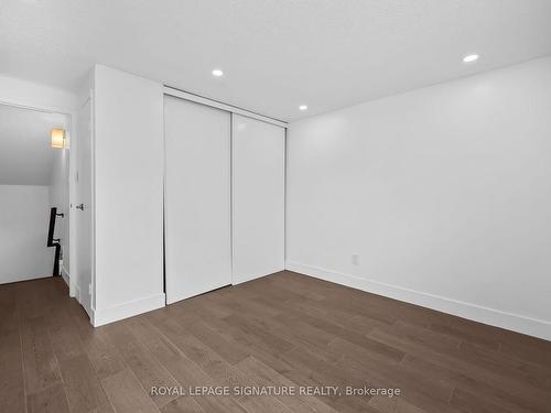 92-275 Broadview Ave, Toronto, ON - Indoor Photo Showing Other Room