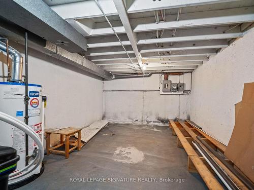 92-275 Broadview Ave, Toronto, ON - Indoor