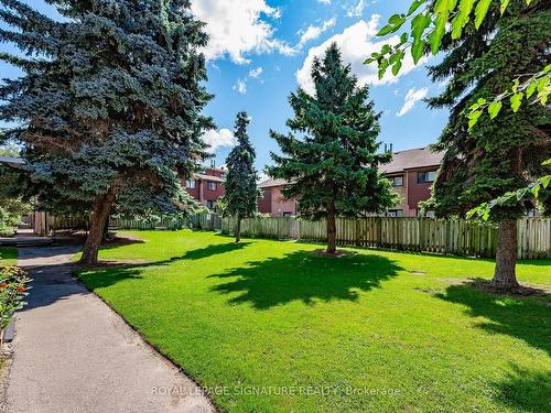 92-275 Broadview Ave, Toronto, ON - Outdoor With Backyard