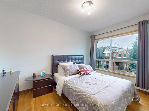 76 Westmoreland Ave, Toronto, ON - Indoor Photo Showing Bedroom