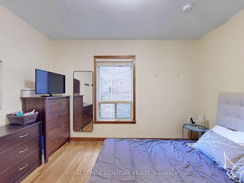 76 Westmoreland Ave, Toronto, ON - Indoor Photo Showing Bedroom