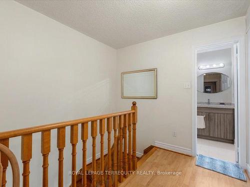 69 Shady Pine Circ, Brampton, ON - Indoor Photo Showing Other Room