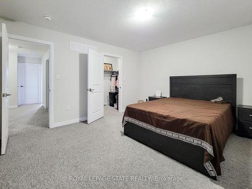 52-520 Grey St, Brantford, ON - Indoor Photo Showing Bedroom