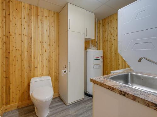 Salle de lavage - 21 Ch. Du Lac St-Pierre, Saint-Gabriel-Lalemant, QC - Indoor