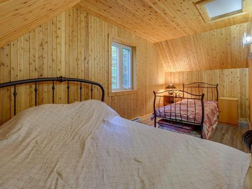 Chambre Ã Â coucher - 21 Ch. Du Lac St-Pierre, Saint-Gabriel-Lalemant, QC - Indoor Photo Showing Bedroom