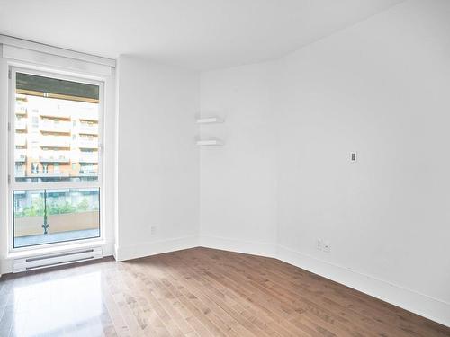 Bedroom - 303-1025 Rue De La Commune E., Montréal (Ville-Marie), QC - Indoor Photo Showing Other Room